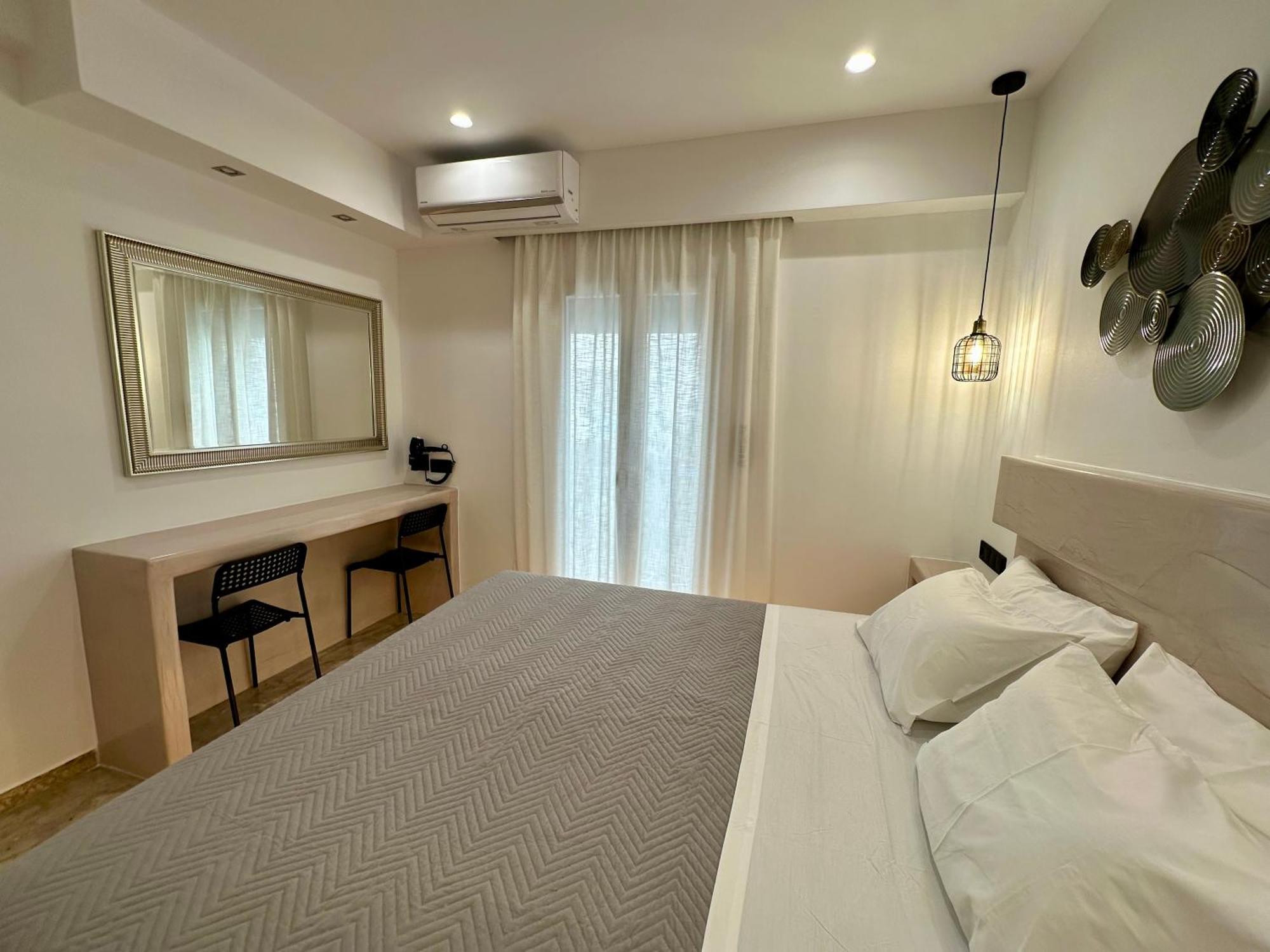 Aphrodite Hotel & Apartments Chora Eksteriør billede