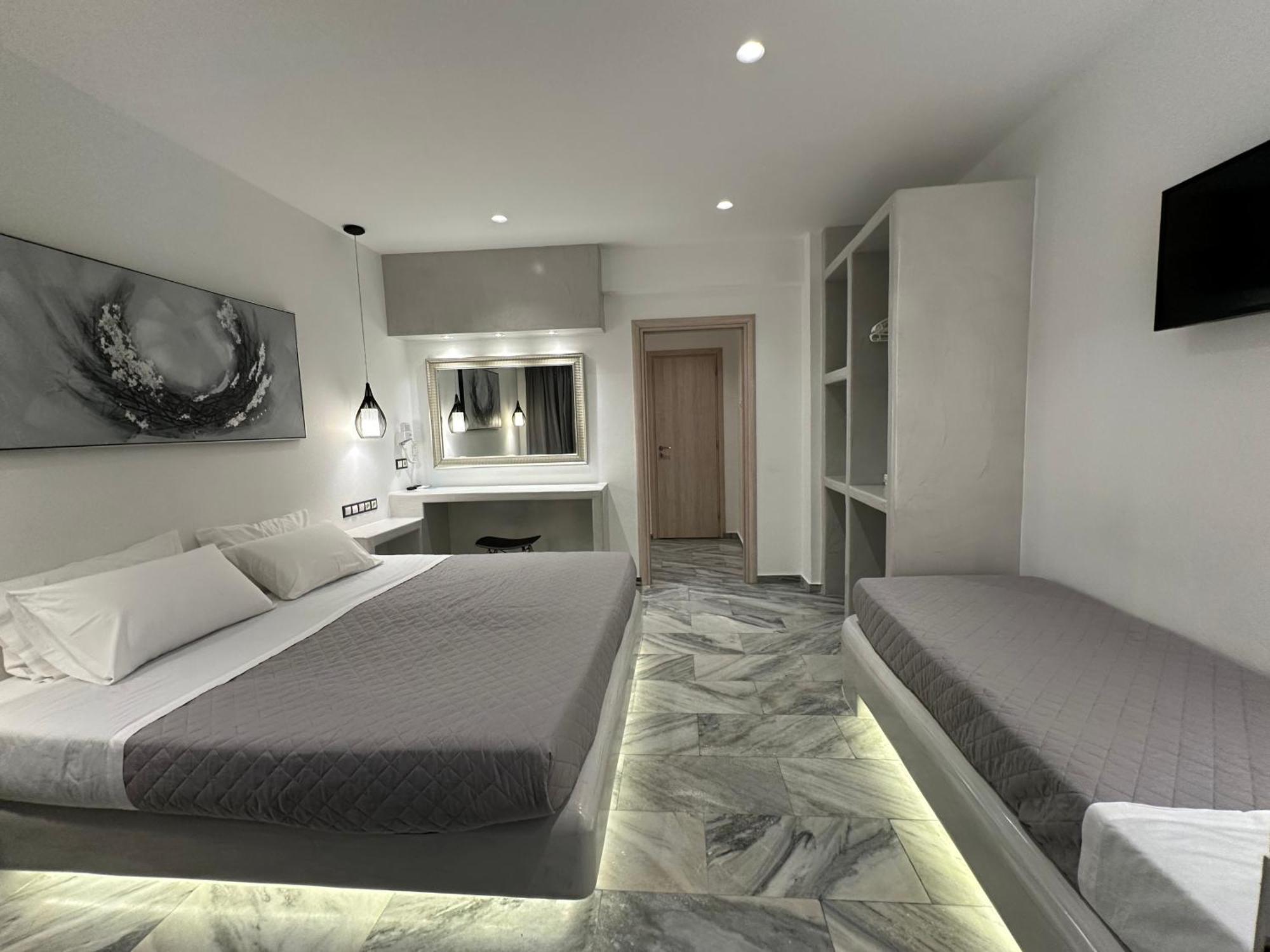 Aphrodite Hotel & Apartments Chora Eksteriør billede